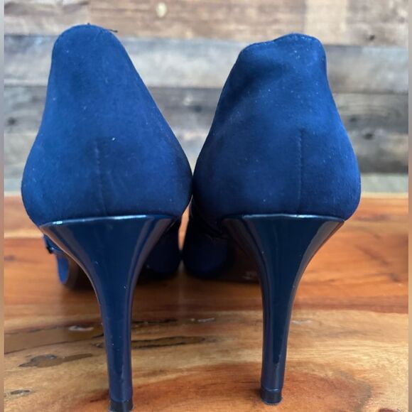 Calvin Klein “Jaclyn” Navy Blue Suede Pointed Toe Booties – Size 10 - Picture 2 of 7